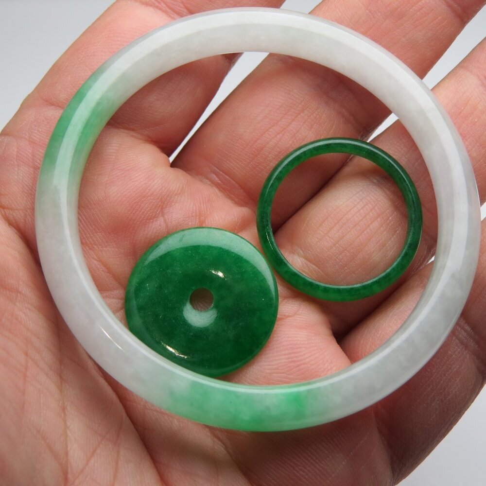 "Natural Jade bangle +   FREE Jade Ring & Jade Donut 54mm "